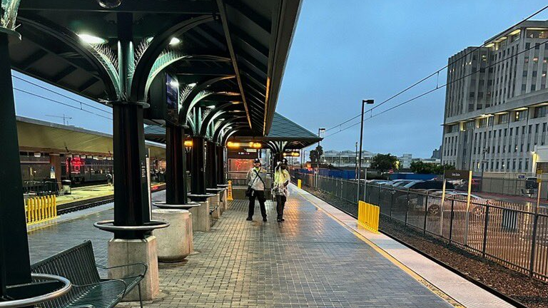 L.A. Metro Ambassadors continued their customer service work throughout the storm.