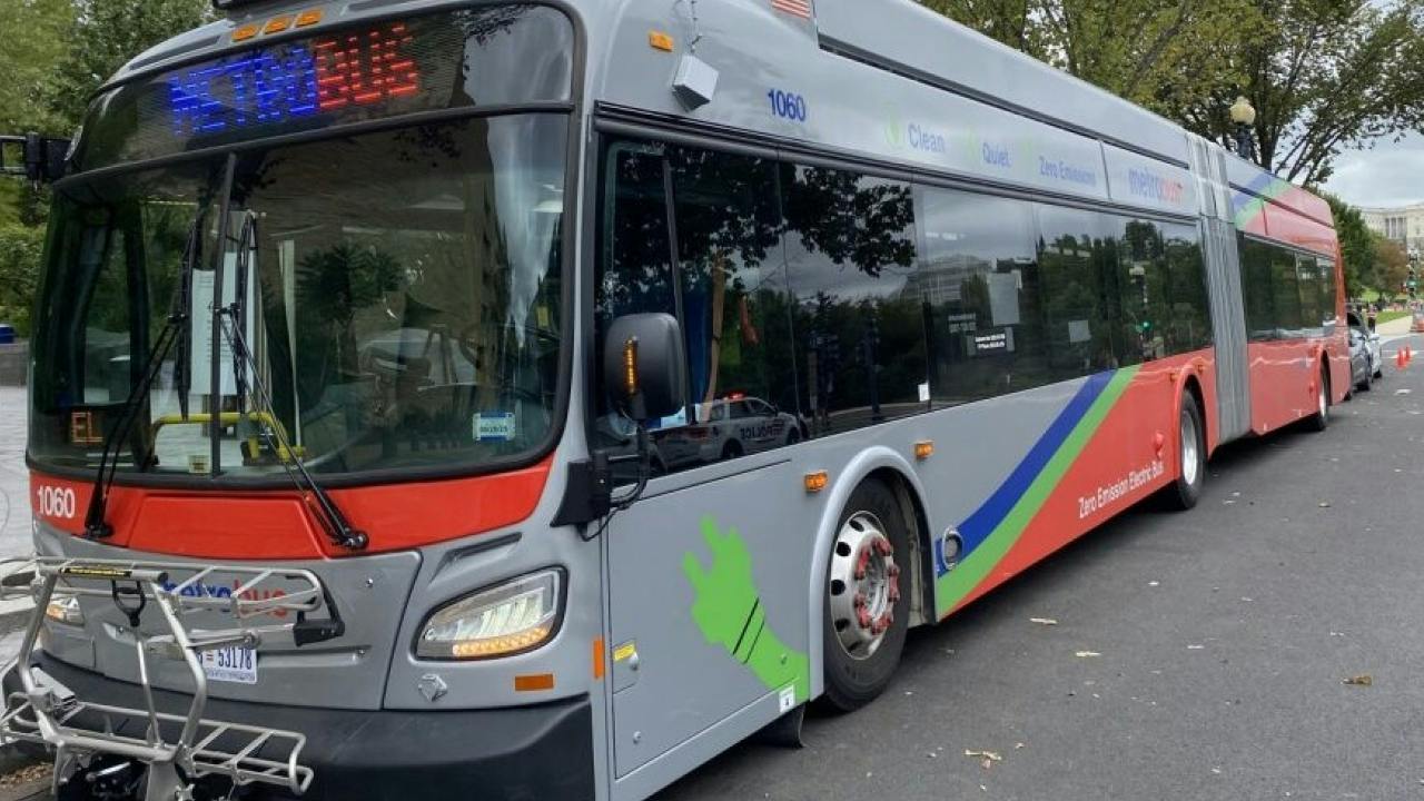 WMATA electric bus.