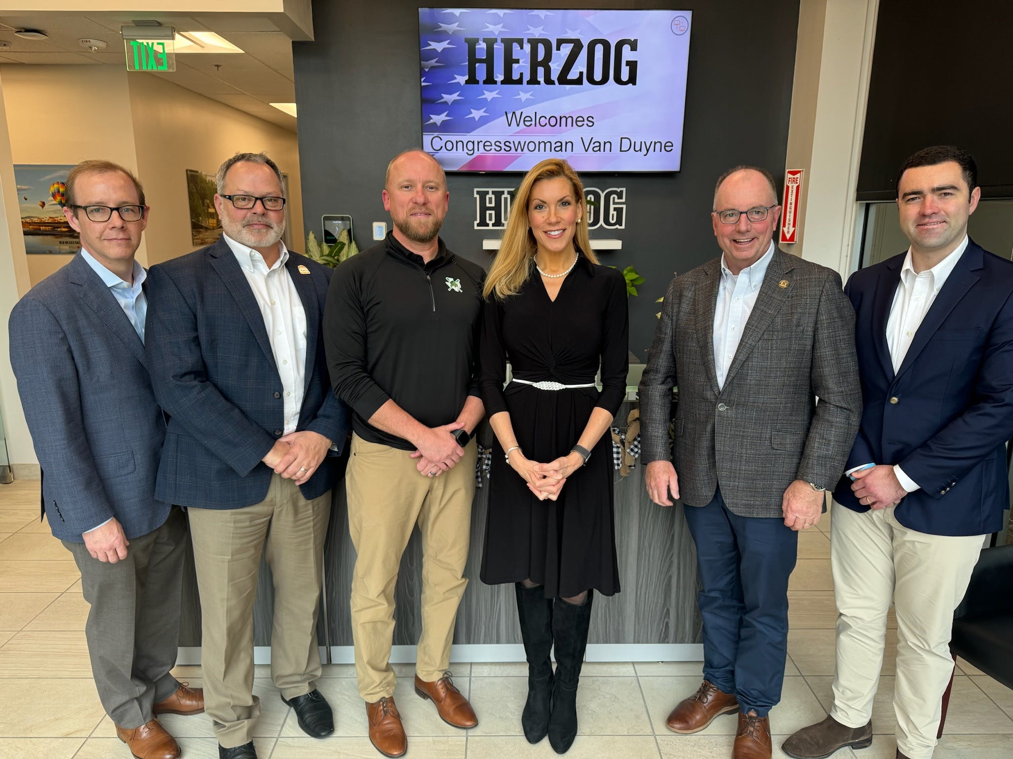 65b7eb2803f28c001ec1069f Img 7162