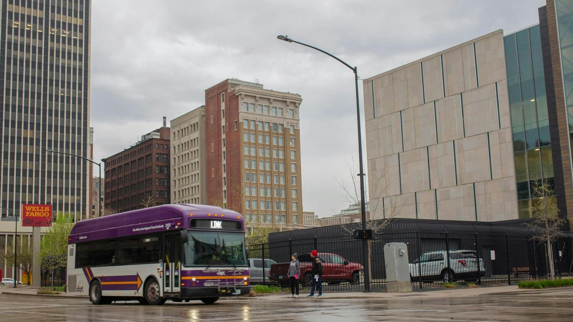 Des Moines Area Regional Transit Authority bus.