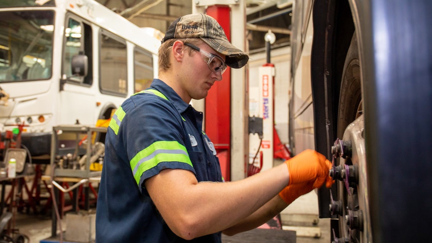 MDOT MTA launches Bus Maintenance Apprenticeship Program.