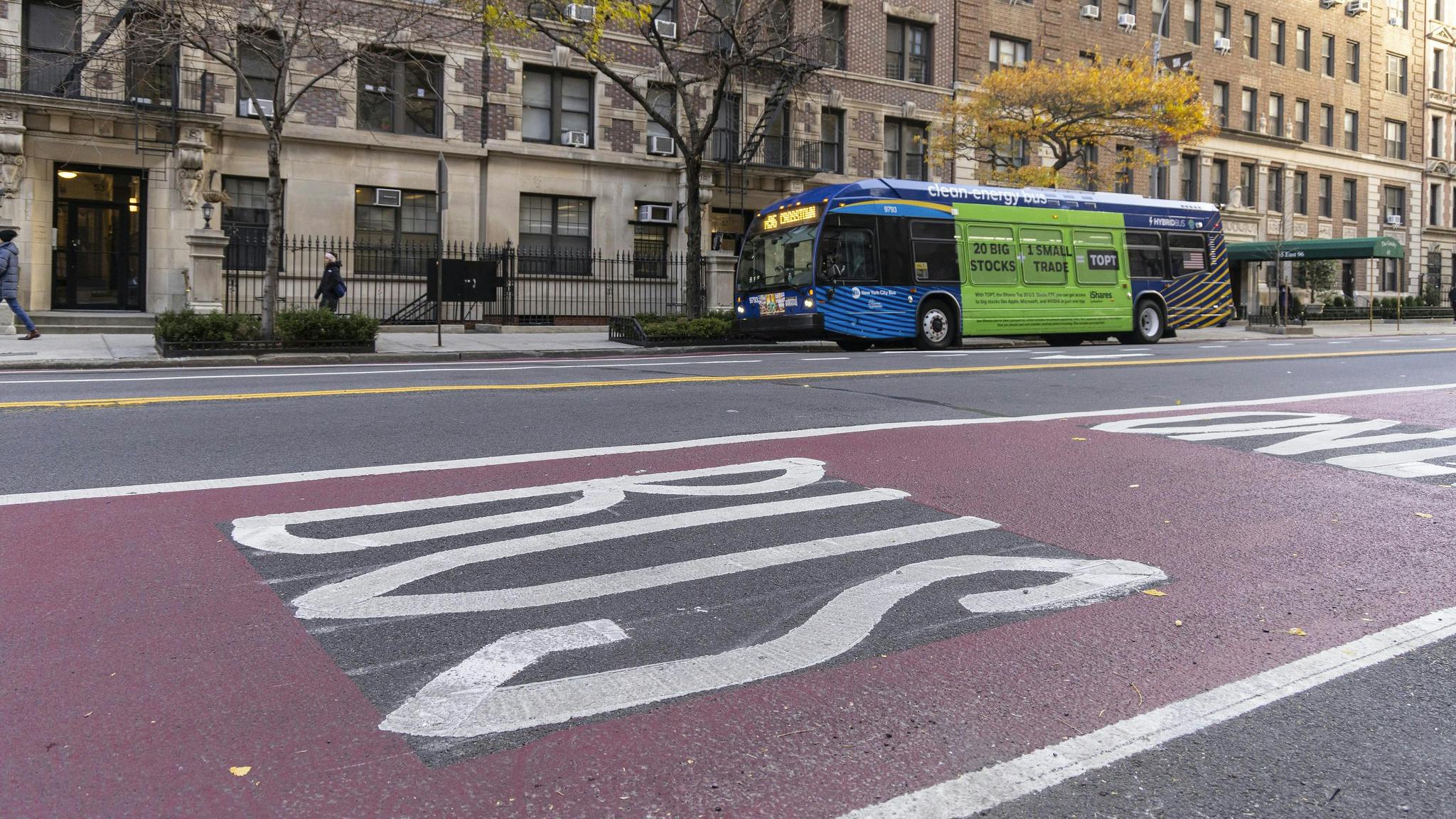 NYC DOT completes major redesign of Manhattan&rsquo;s 96th Street