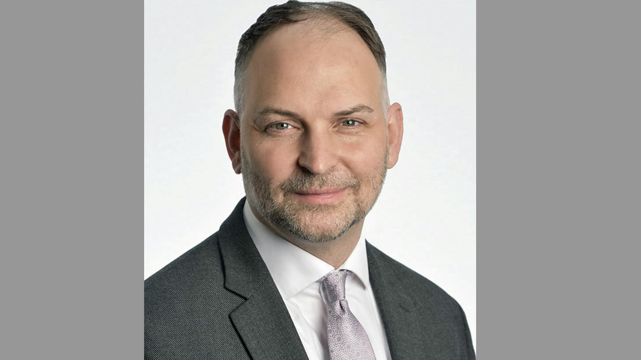 stephen gardner headshot