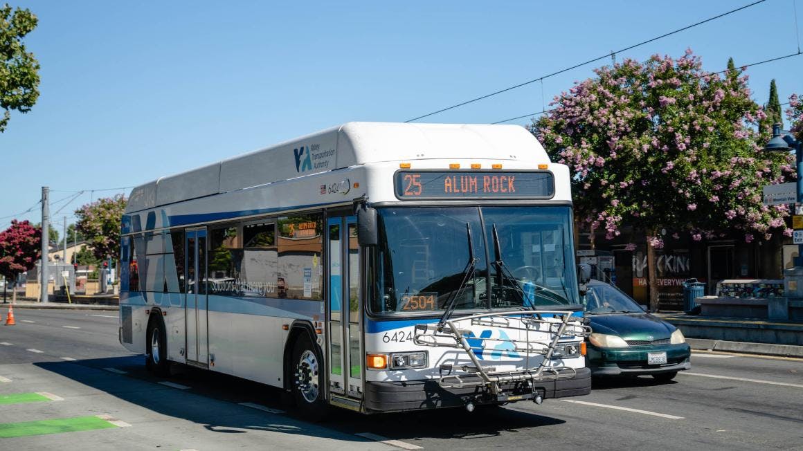 Santa Clara VTA bus.