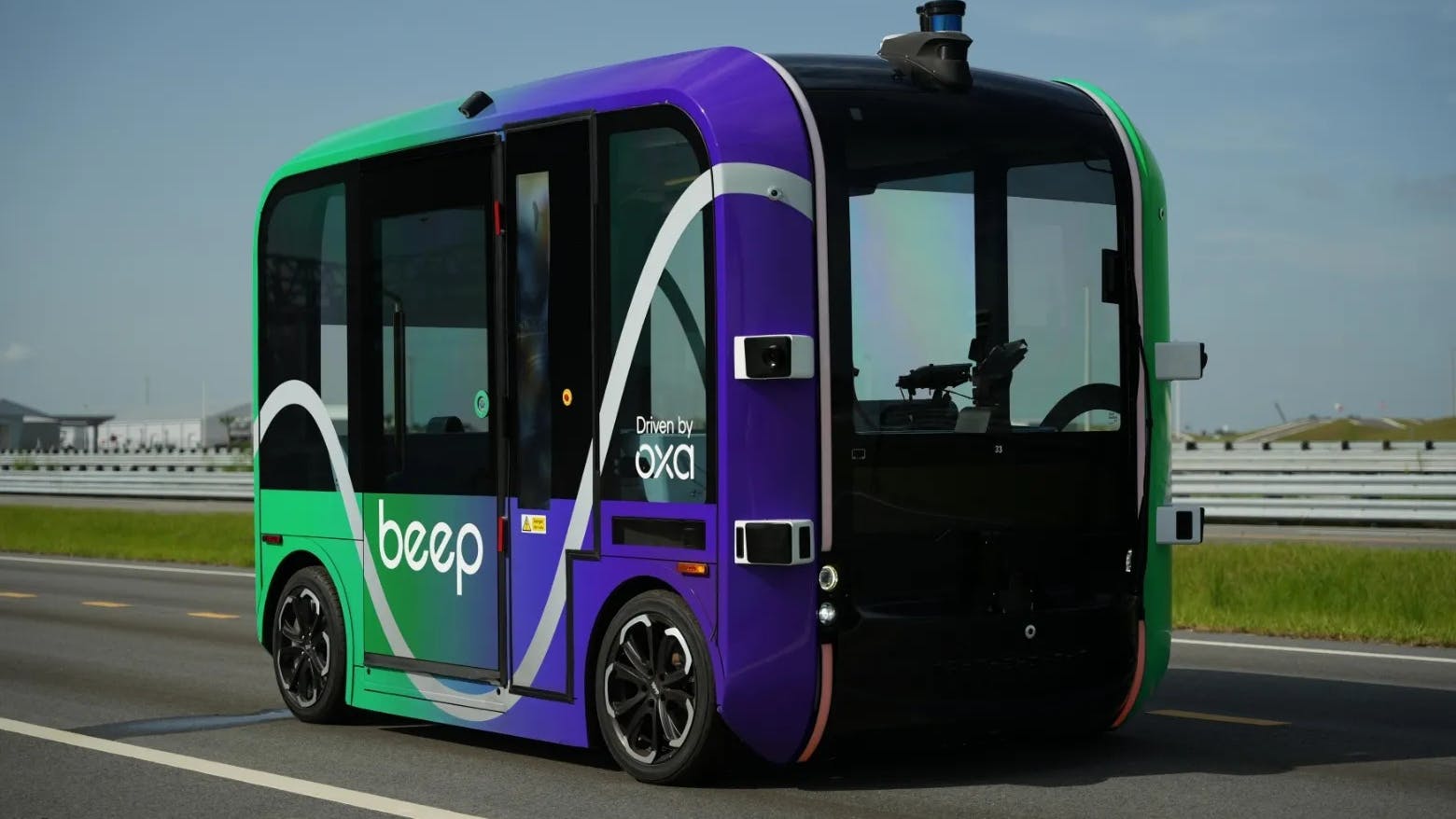 An OXA Beep autonomous vehicle.