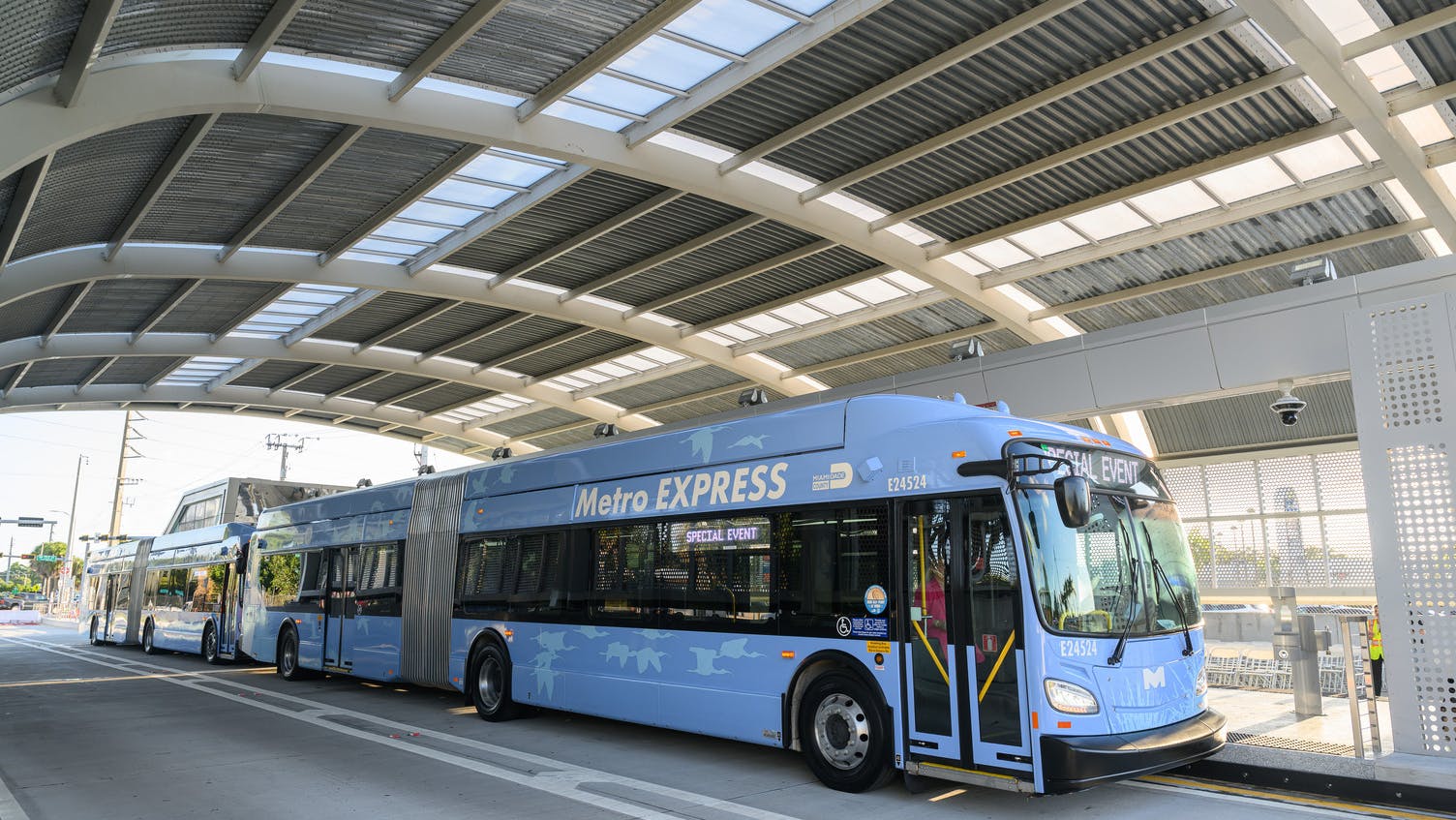 The Metro Express bus.