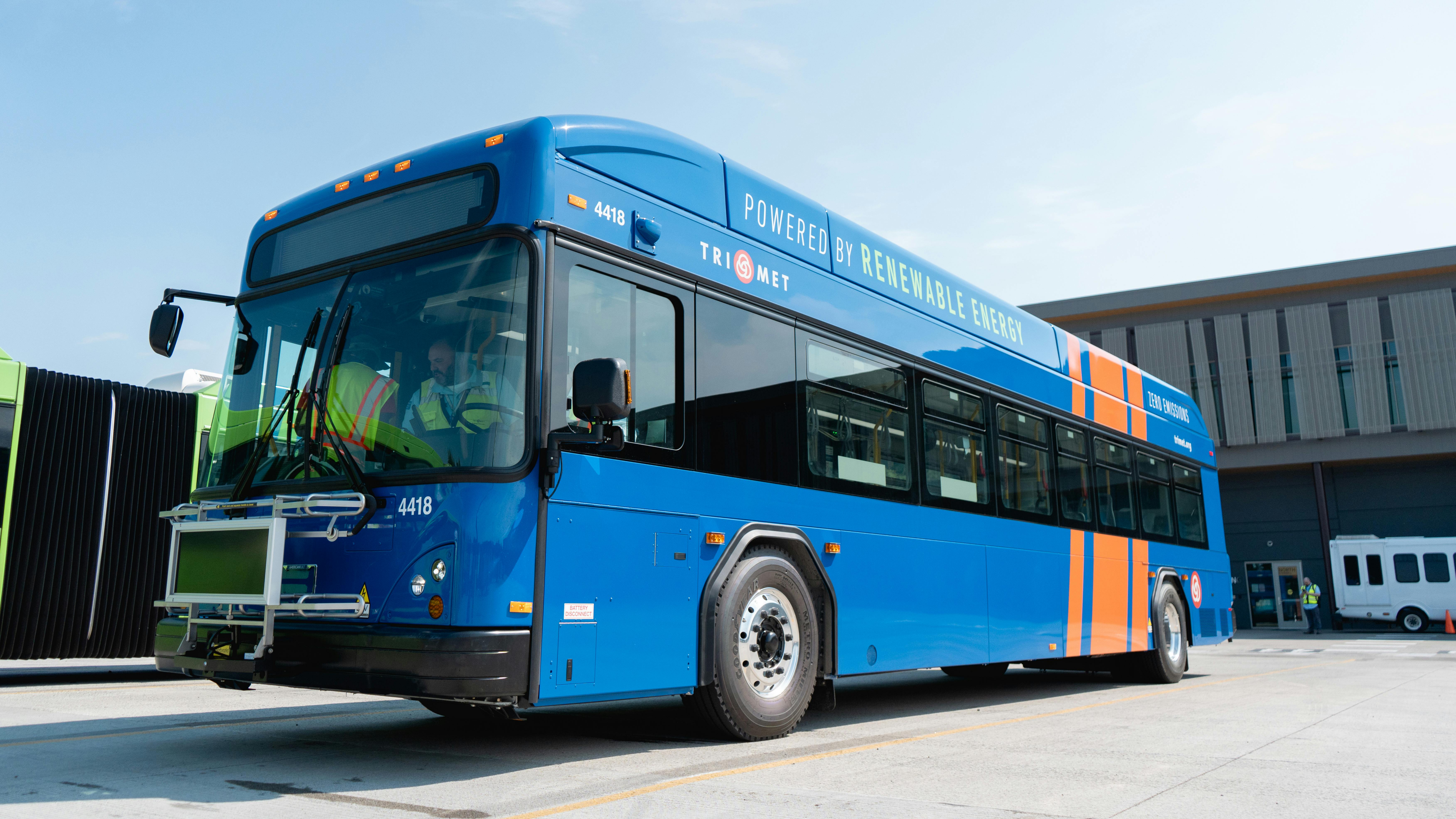 A TriMet bus sits at Powell.