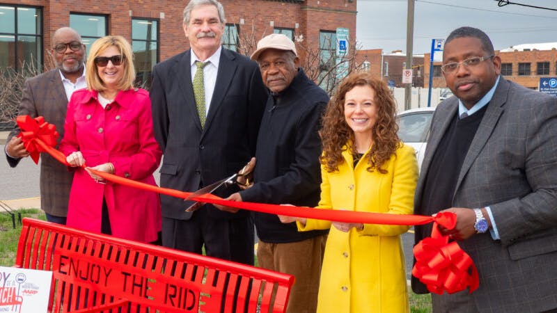 On March 13, Citizens for Modern Transit and AARP of St. Louis, together with St. Clair County Transit District, Metro Transit and local government officials, cut the ribbon on nine bus benches across the bi-state area as part of the Story of a Bench Placemaking Program.