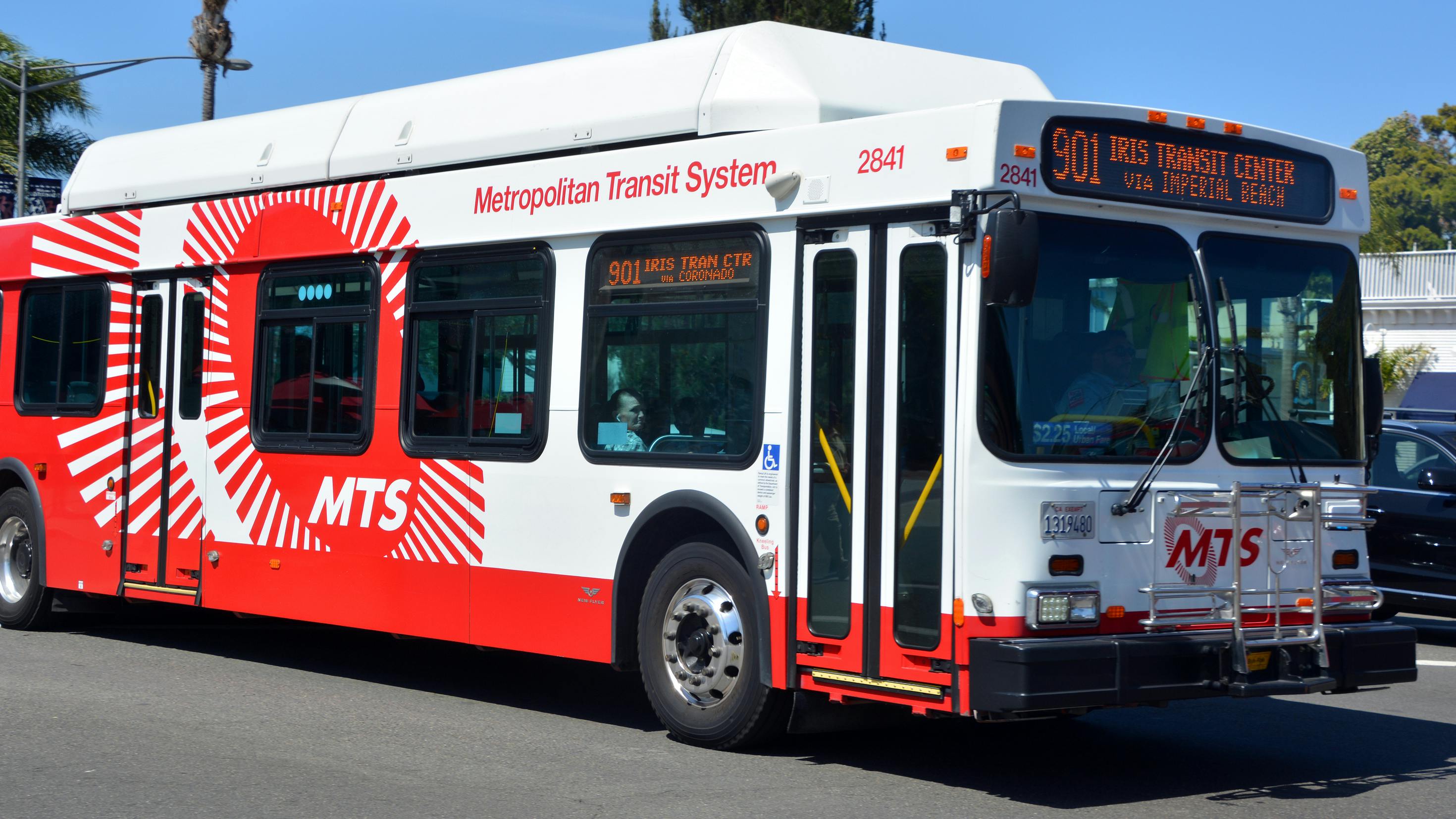 Bus of San Diego Metropolitan Transit System.