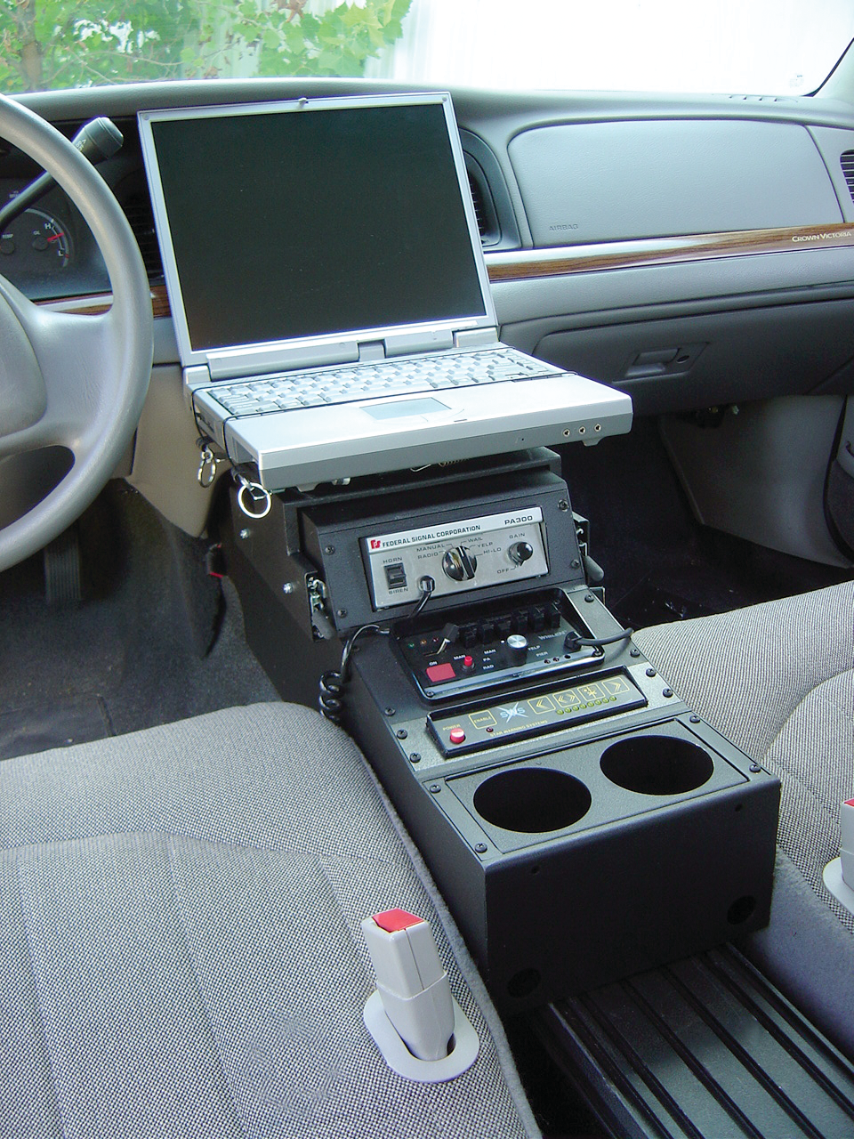 Contourstepconsoleandsmoothglidecomputermount 10044142