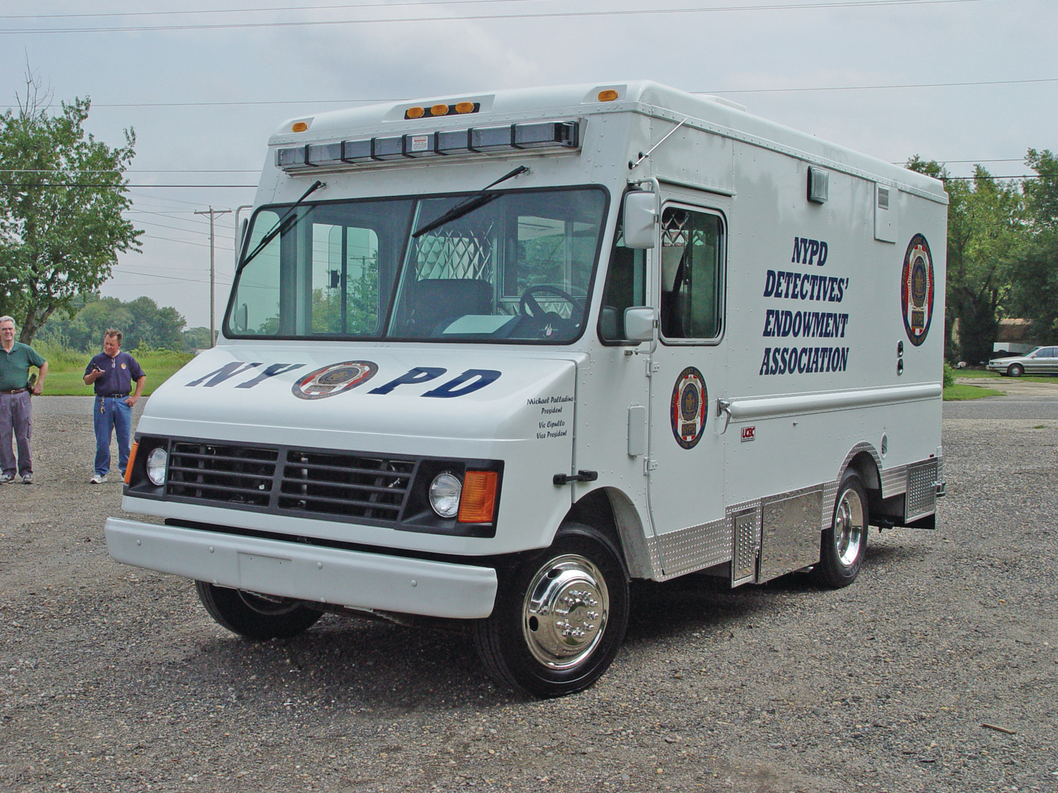 Customizingwalkintrucks 10042114