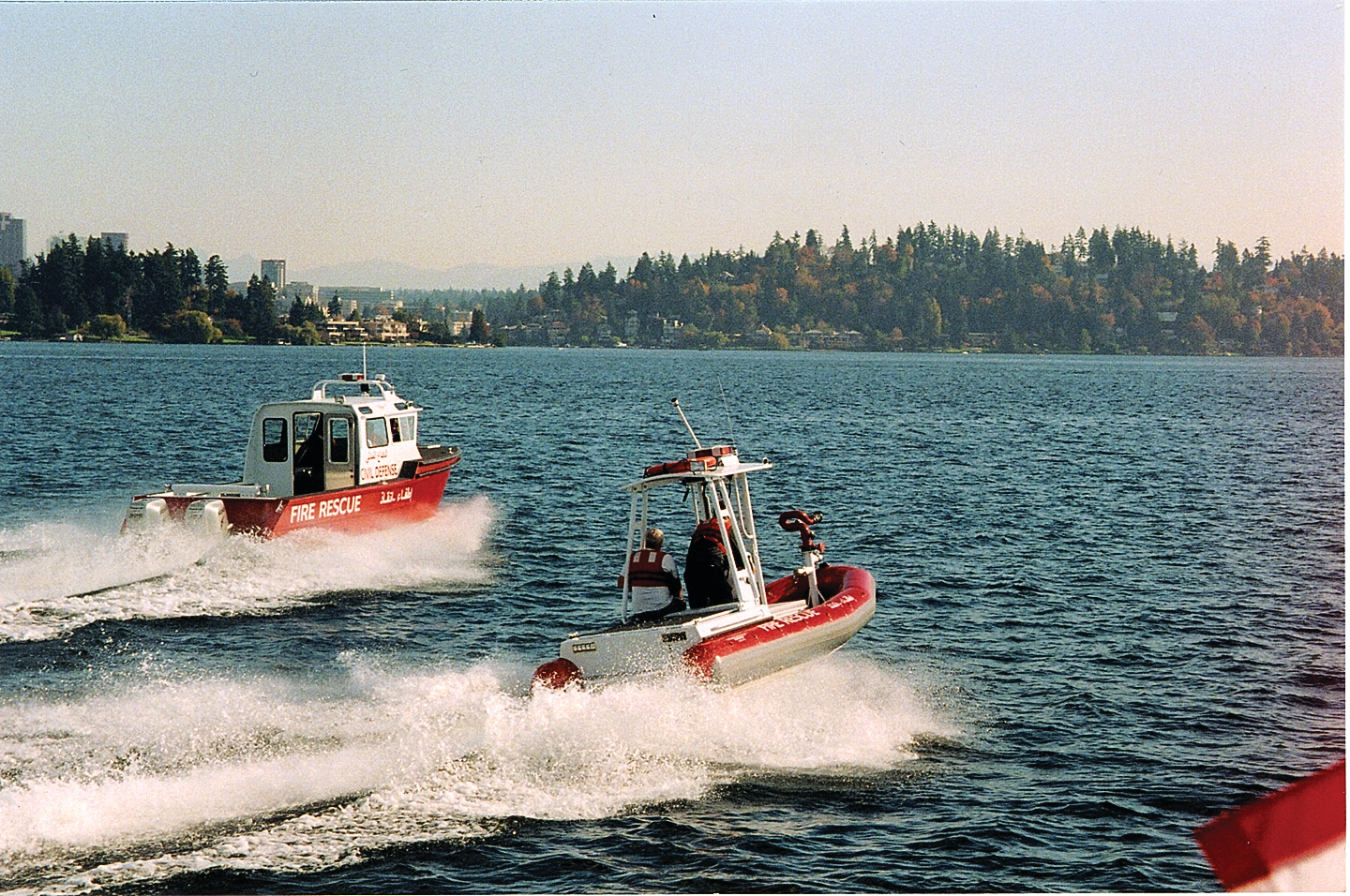 Fireandrescueboats 10045376