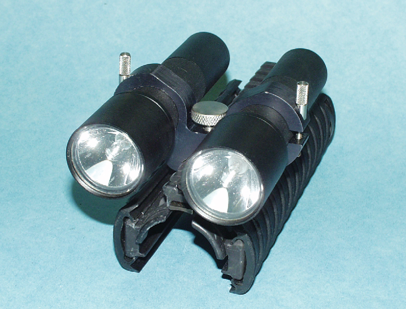 Picatinnydoubleflashlightmount 10046762
