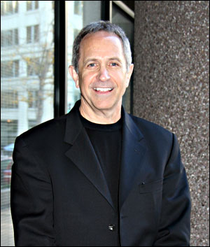 Special Agent (ret.) Brad Garrett