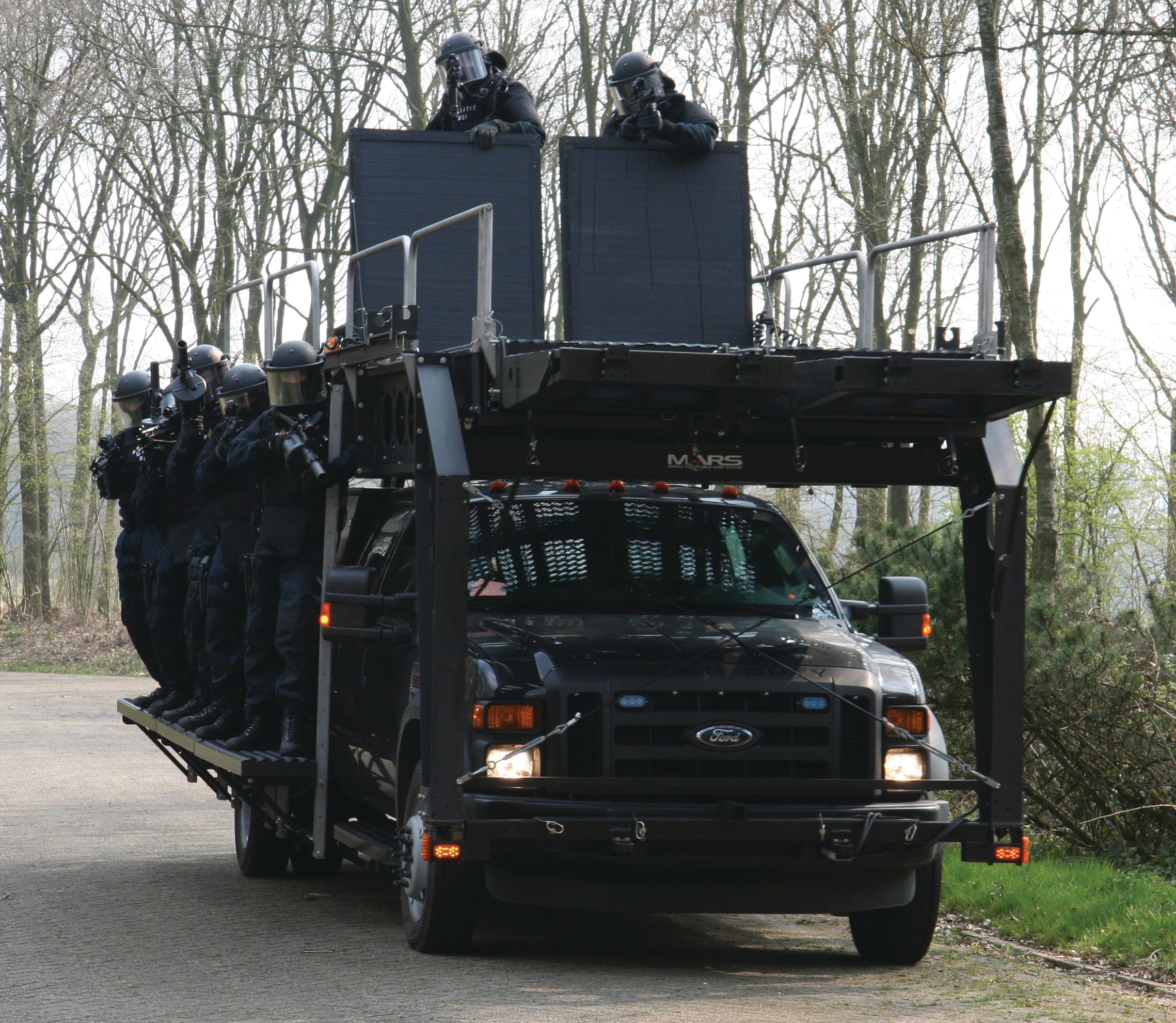 Mobileadjustablerampsystem 10049699