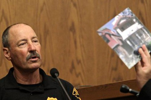 Cleveland Officer Richard Butler testifies in the trial of Anthony Sowell on June 27.
