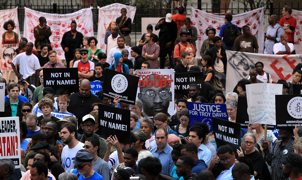Troydavisprotest 10364311