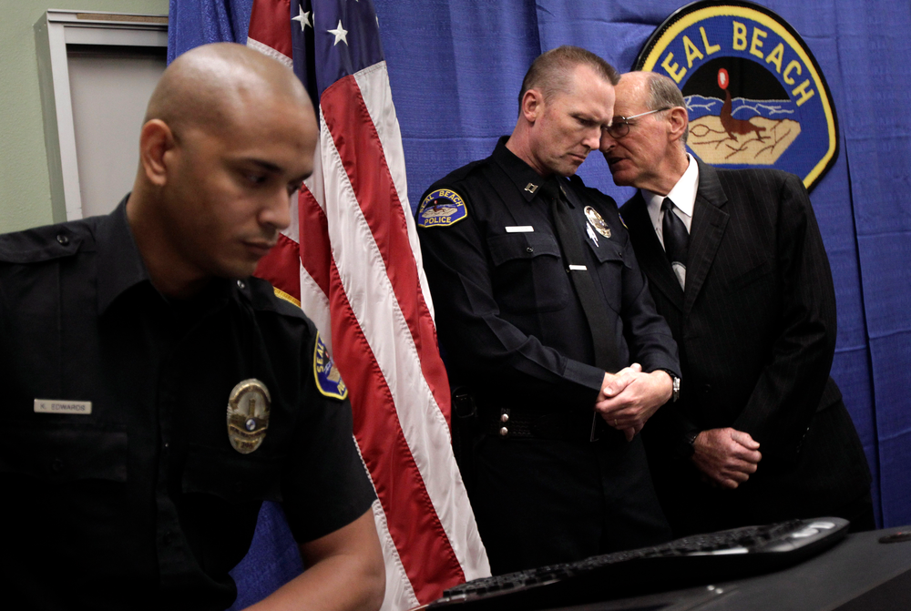 Sealbeach911 10431359