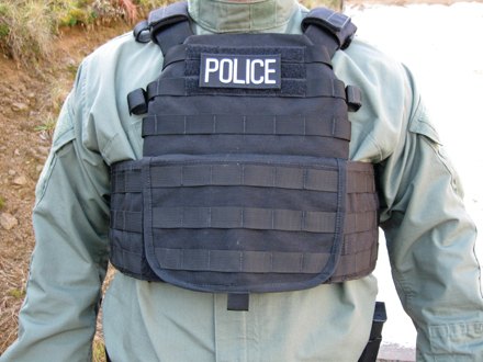 Front view: Good coverage and clear identification