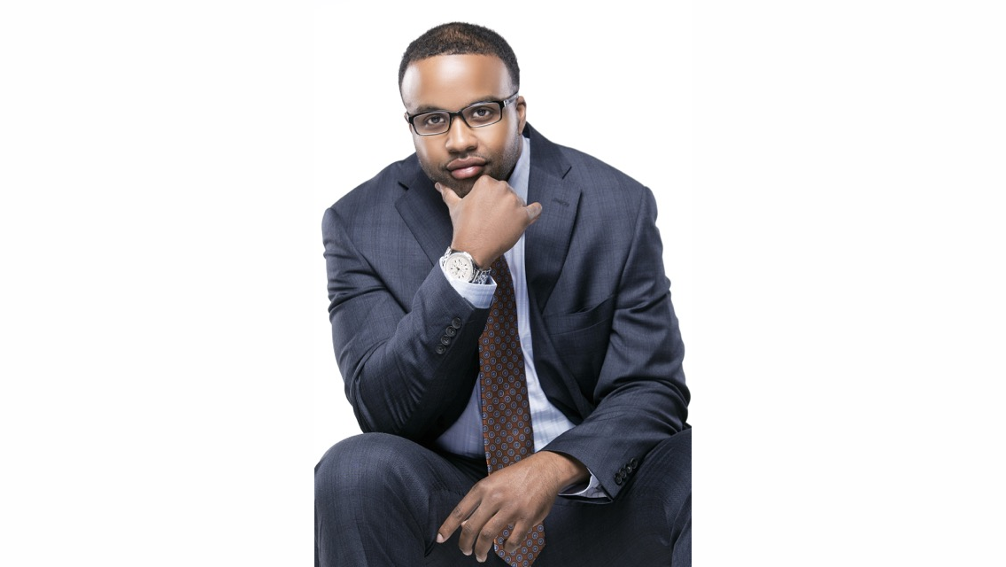 Jroy Author Photo2 546290d15459c