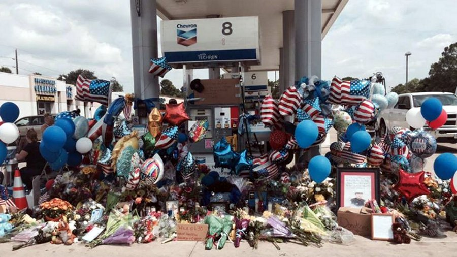 The owners of the gas station where Harris County Deputy Darren Goforth was killed have opened their arms and shut down part of their business to accommodate mourners.