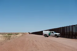 Federal officials asked a panel of federal judges Friday to overturn a lower court’s ruling that curtails the Obama administration ability to detain migrant mothers and children. Federal officials asked a panel of federal judges Friday to overturn a lower court’s ruling that curtails the Obama administration ability to detain migrant mothers and children.