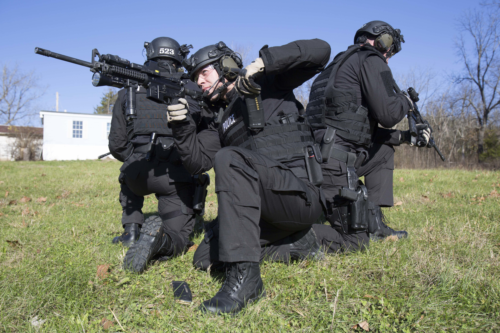 PROPPER AEGIS SAPI IN USE 2 56e6d877c9d5d