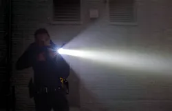 800 Lumens C1jtybrzv2 Rq Cuf 800 Lumens C1jtybrzv2 Rq Cuf