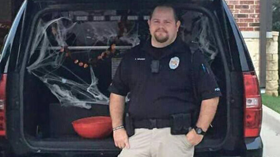 Calvert Police Officer Stephen Magnes