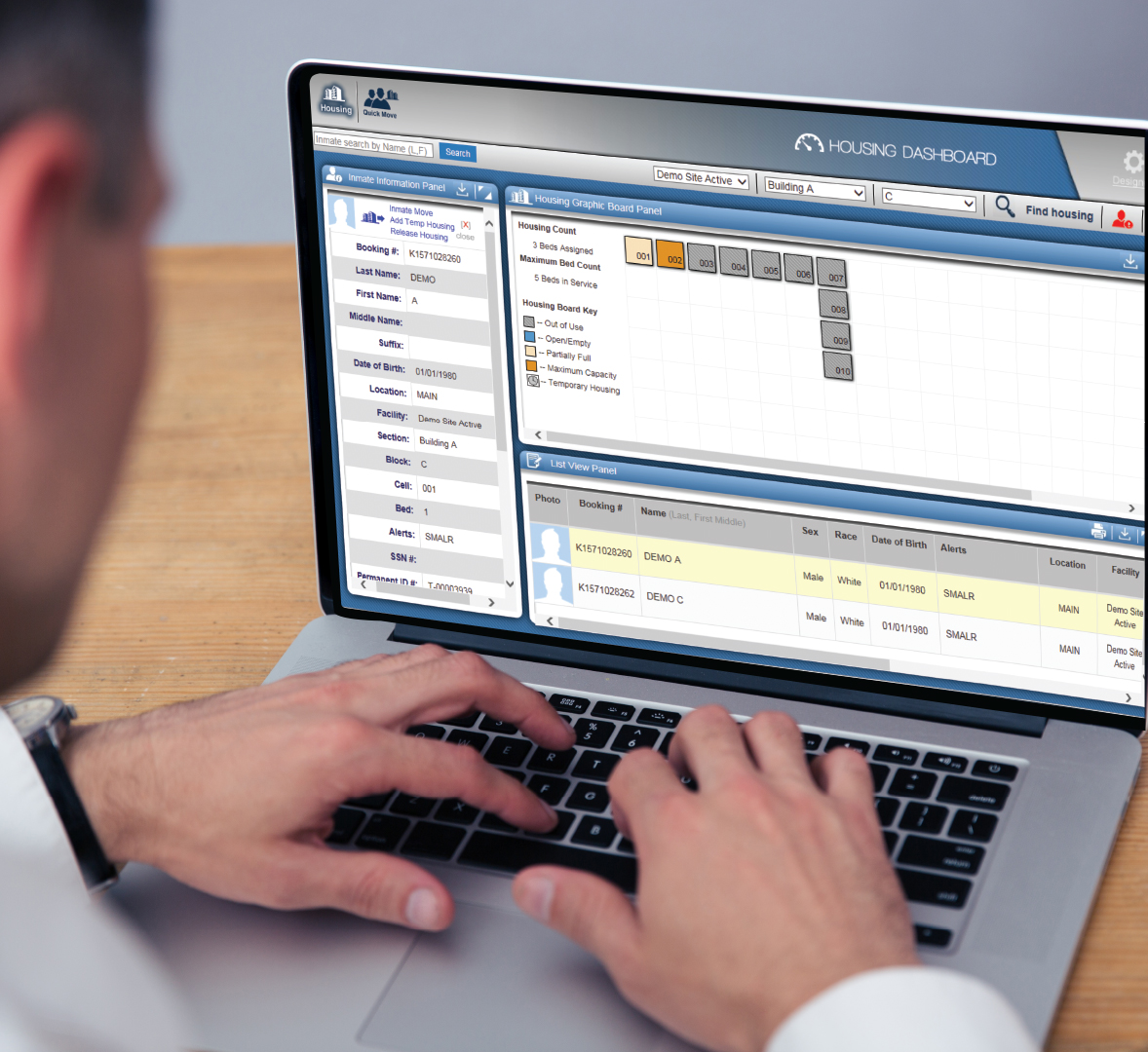 OMS GTL laptop pic 593021b055670