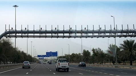 HTS-ANPR units monitor locations such as highways on a 24/7 basis, automatically detecting, identifying and recording car license plate numbers, makes, models and colors, enabling the system to report black listed vehicles in real-time.