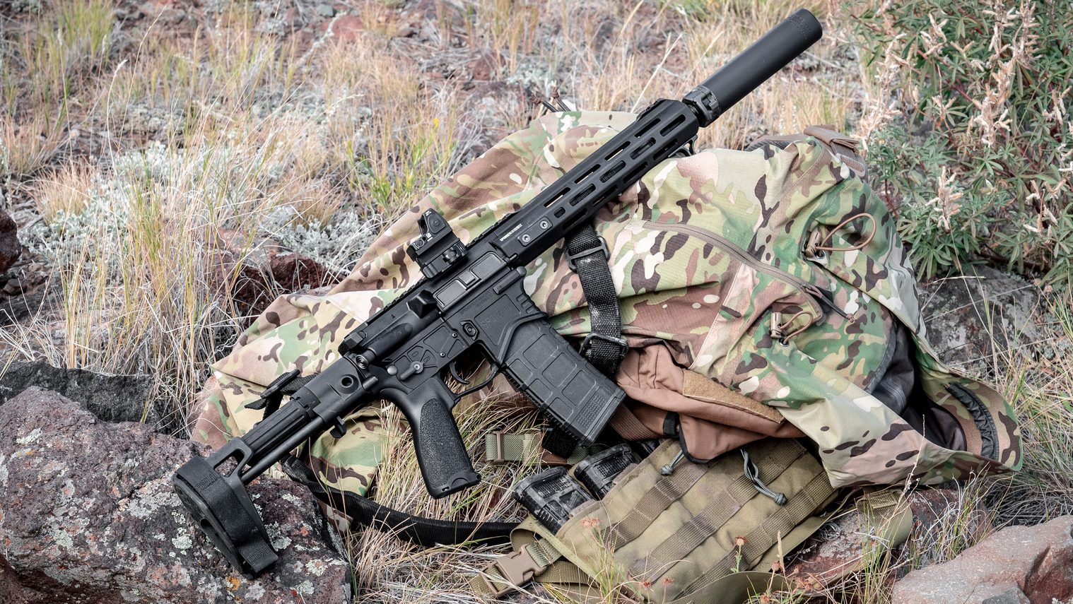 Saint Edge Pistol Camo Rocks 5c19268b1a06a