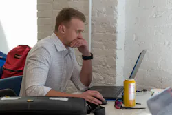 1002144 5db844b6a2d2b 1002144 5db844b6a2d2b