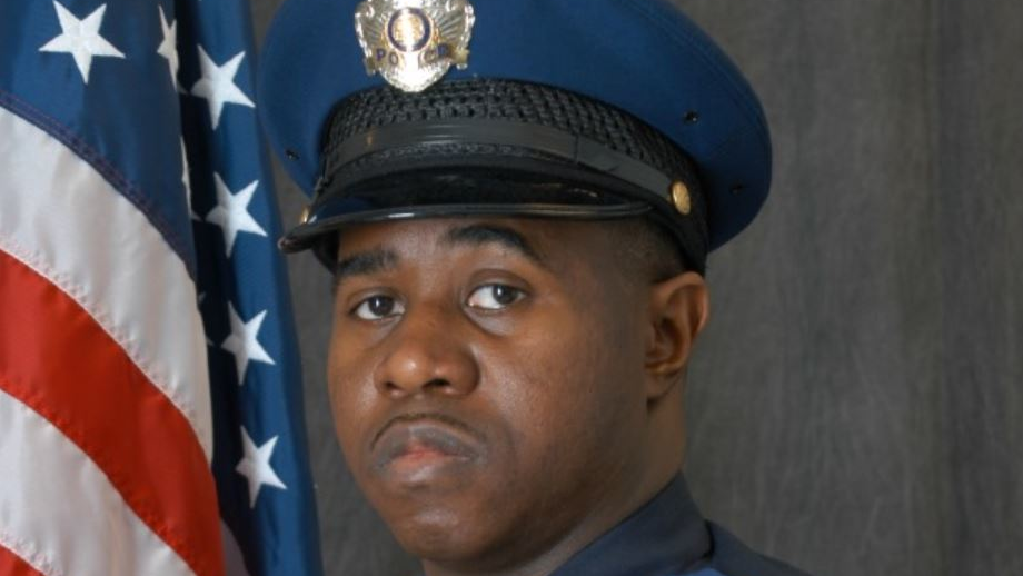 Detective Mikiel Smith