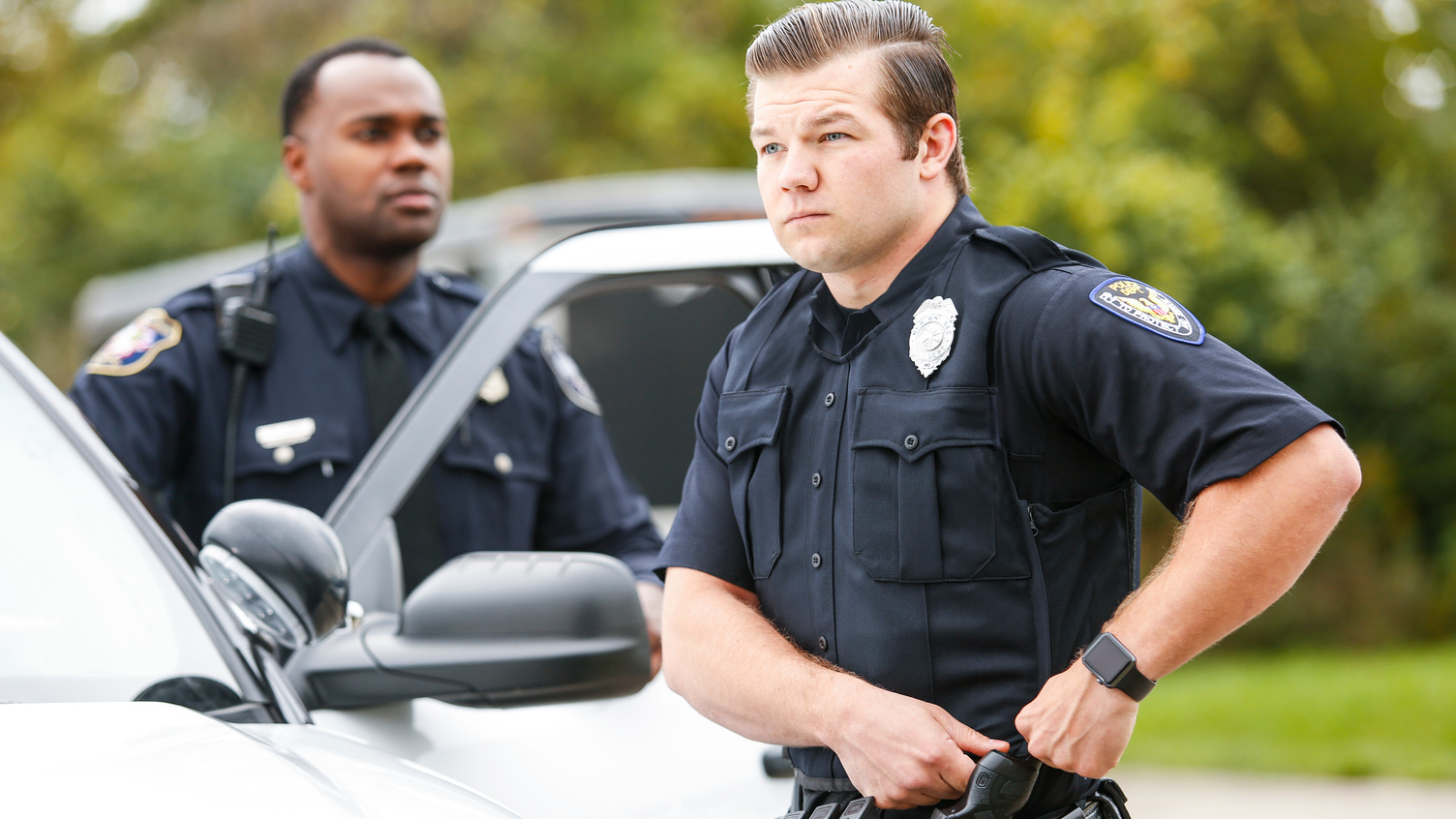 The AeroShell External Armor Cover from Flying Cross provides a professional, uniformed look without compromising the integrity of the armor system.