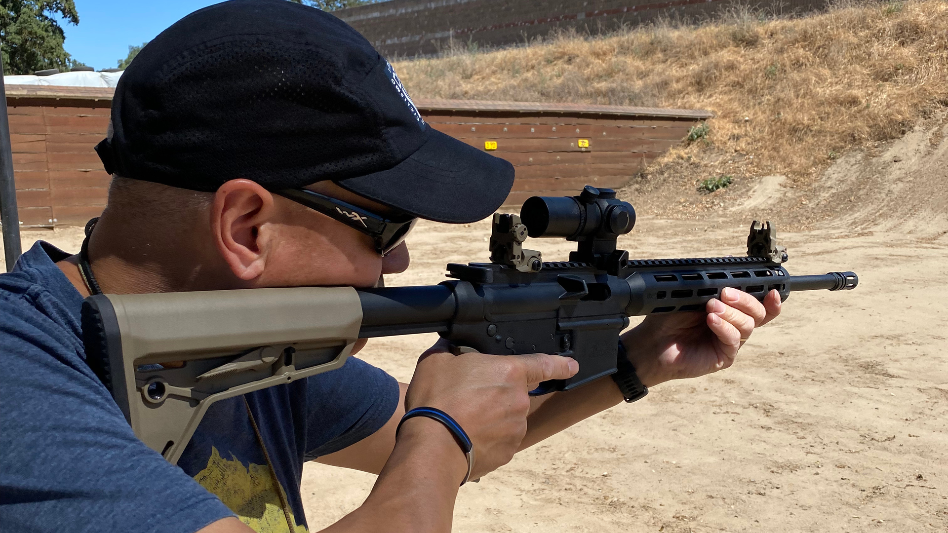 Lindsey was able to fire quick controlled pairs with the Leupold Prismatic scope. Because of the mounting height of this optic, it allowed for a co witness of the MagPul MBUIS sights. This was an unexpected bonus.