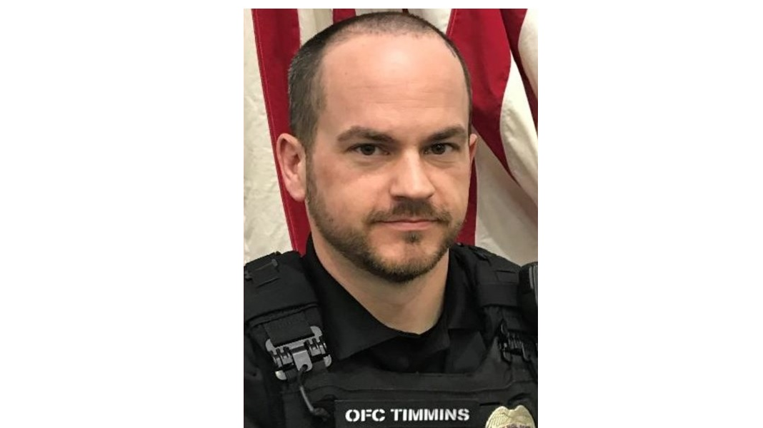 Tyler Timmins Pontoon Beach Long Il 617a88e5e2d9a