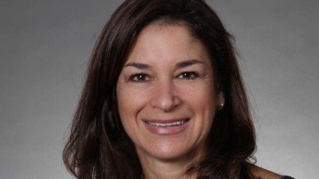 Deb Hennessy 61c097ee8e4ac