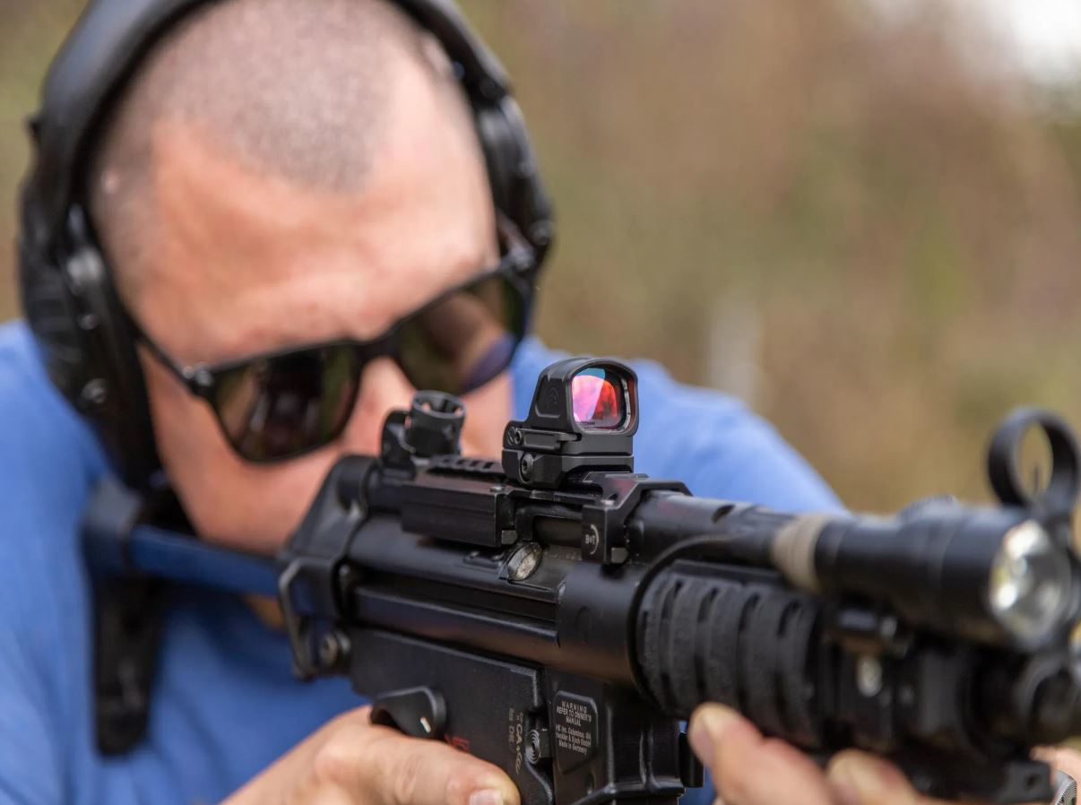 SLx RS-10 1x23mm Mini Reflex Sight