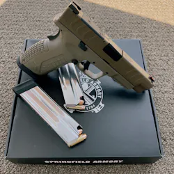 The Springfield XD-M Elite 10mm Has a polymer frame, hammer forged barrel, and Melonite coated slide. The slide has an optic cut, and the gun comes with adapter plates. The Springfield XD-M Elite 10mm Has a polymer frame, hammer forged barrel, and Melonite coated slide. The slide has an optic cut, and the gun comes with adapter plates.