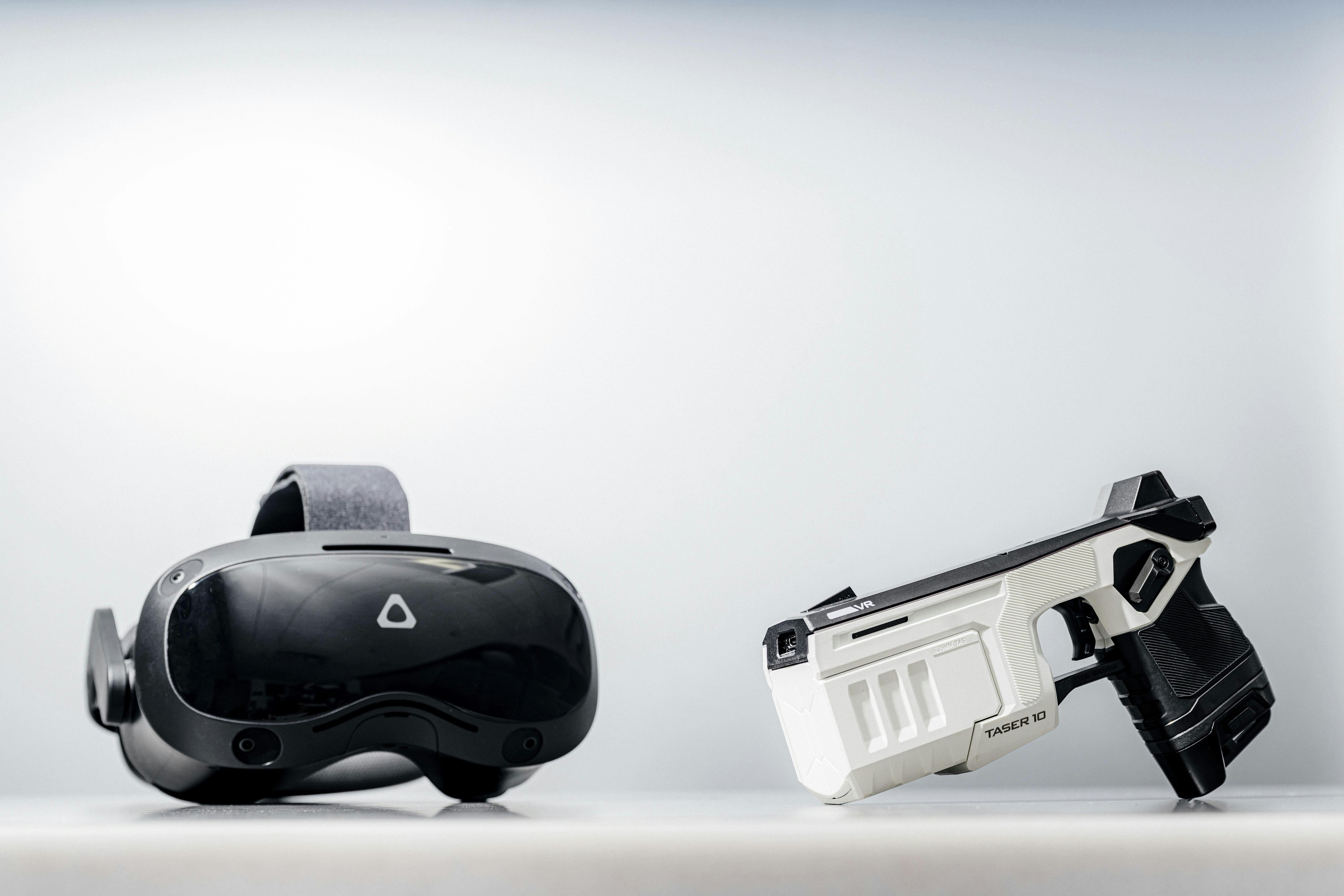 664646a221bbfc50b5c12280 Axon Vr 20238922 1