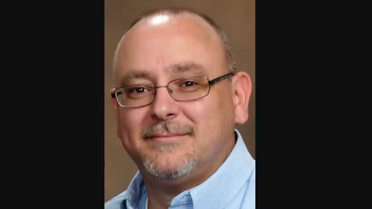 689b99087f10191ba8bba3e6 Frankborelli