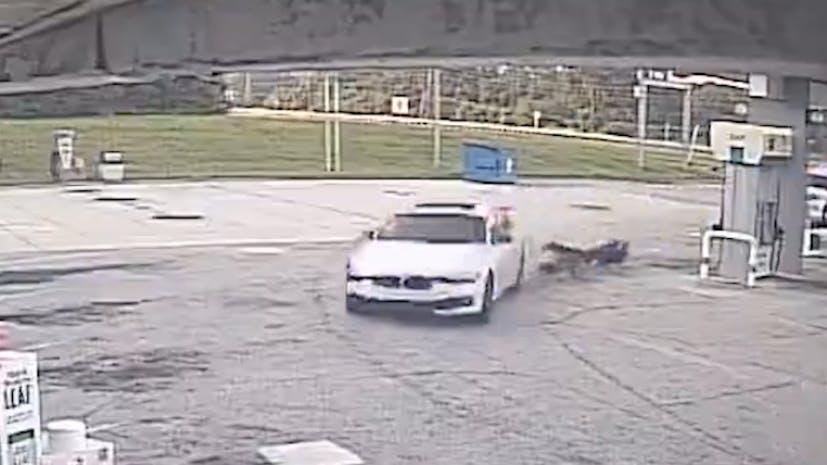 After stopping a driver without a valid license for speeding, a Lake Wales police officer and his K-9 partner were dragged by the suspect when they became entangled with his car.