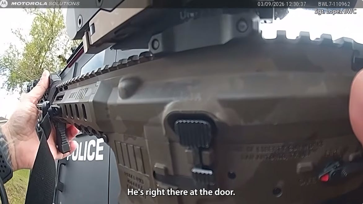 Houston police SWAT standoff shootout