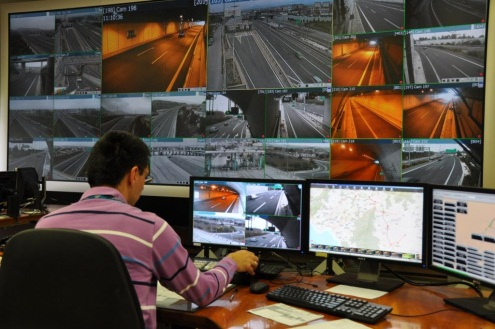 IndigoVision surveillance solutions were recently deployed to monitor traffic on the Attika Tollway in Athens, Greece.