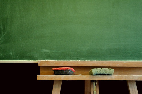 The School Safety Enhancements Act of 2013, which would provide federal funding for schools to purchase security equipment, has been approved by the Senate Judiciary Committee.