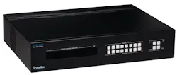 Both units can be used simultaneously to make an HDMI connection and then send the same signal to an HDBaseT receiver located at a remote destination. Both units can be used simultaneously to make an HDMI connection and then send the same signal to an HDBaseT receiver located at a remote destination.