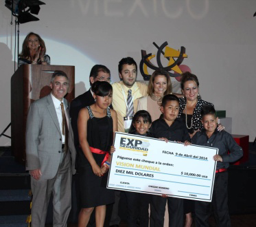 World Vision Mexico receives the $10,000 donation.