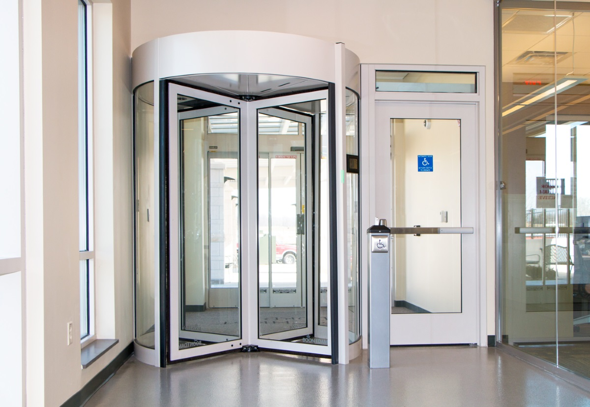 Martin&rsquo;s Famous Pastry Shoppe, Inc. has installed a Boon Edam Tourlock security revolving door at its new corporate office in Chambersburg, Pa.