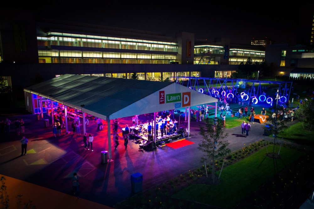 The Massachusetts Convention Center Authority (MCCA) turned to its longtime systems integration partner, BCM Controls, to evaluate options to design and deploy a cutting-edge security system to meet their needs for The Lawn on D - a first-of-its-kind experimental outdoor space adjacent to the Boston Convention & Exhibition Center (BCEC). Together, the MCCA and BCM Controls chose Fluidmesh Networks to provide the reliable wireless infrastructure needed to meet the needs of this complex security system.